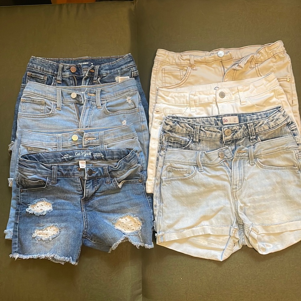 Bundle (8 pairs) girls denim shorts, size 10-14